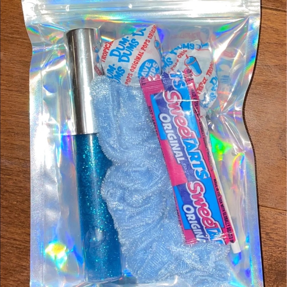 LIP GLOSS BUNDLE (small business)